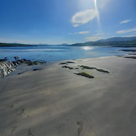 Seaside Retreat-2 Bed-sleeps 4-parking-pets