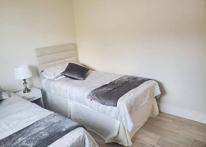 Seaside Retreat-2 Bed-sleeps 4-parking-pets Apartament