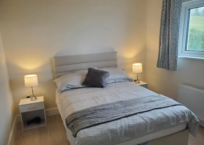 Apartament Seaside Retreat-2 Bed-sleeps 4-parking-pets *